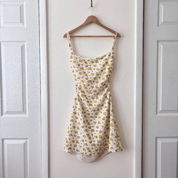 Sabo Skirt Serafina Textured Floral Print Backless Mini Dress - Picture 4 of 9